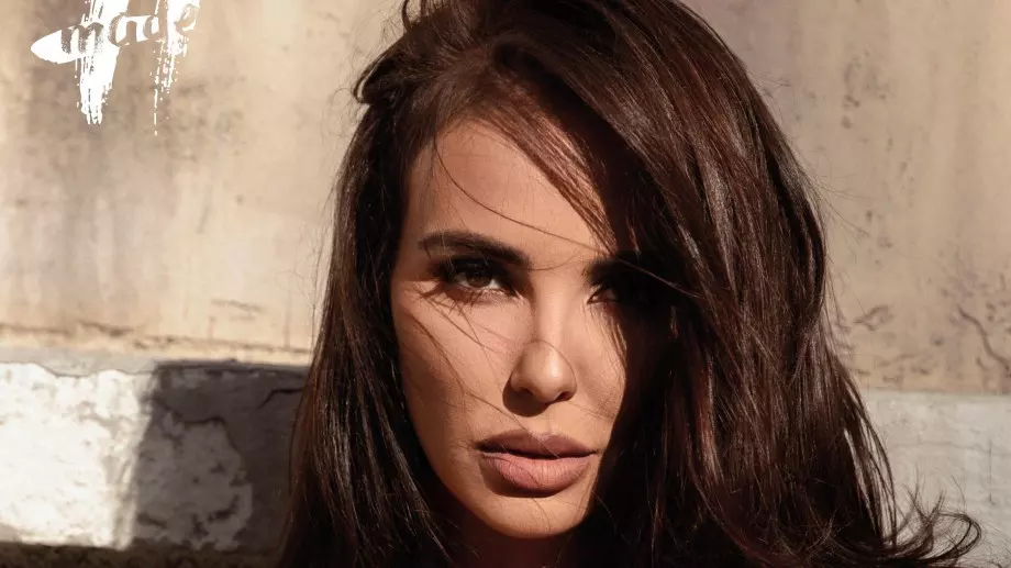 Николета Лозанова: Спестявах си парите от закуска, за да си купувам дрехи