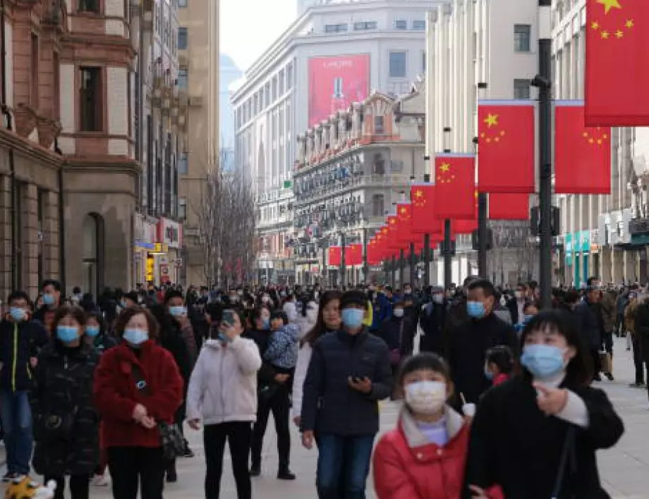 Коронавирусът по света: Япония с най-много заразени и починали, Китай с нови рекорди