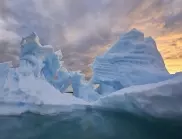 Учени: Топла вода топи слабите места на "Ледника на Страшния съд"