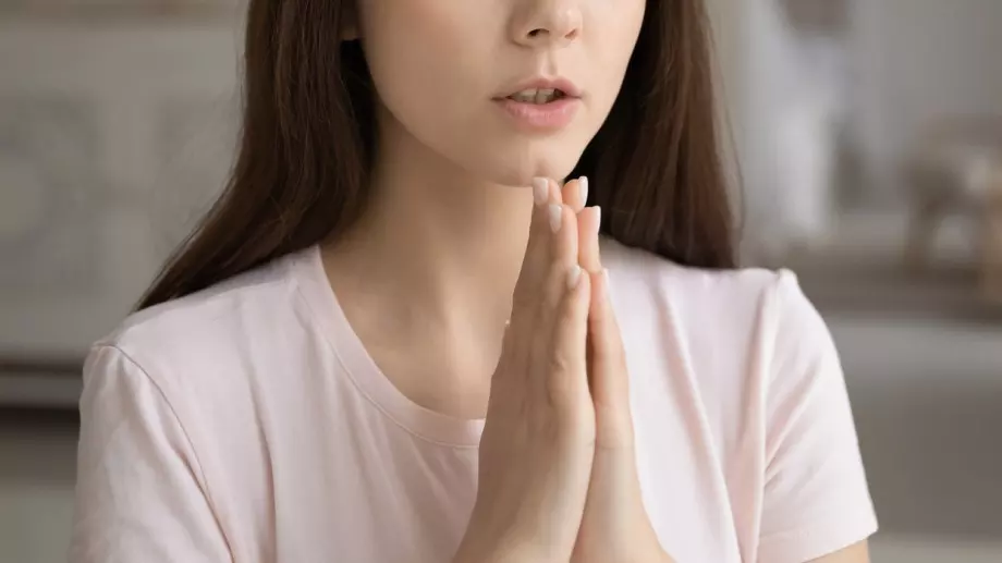 С тази молитва ще прогоните злото от дома си