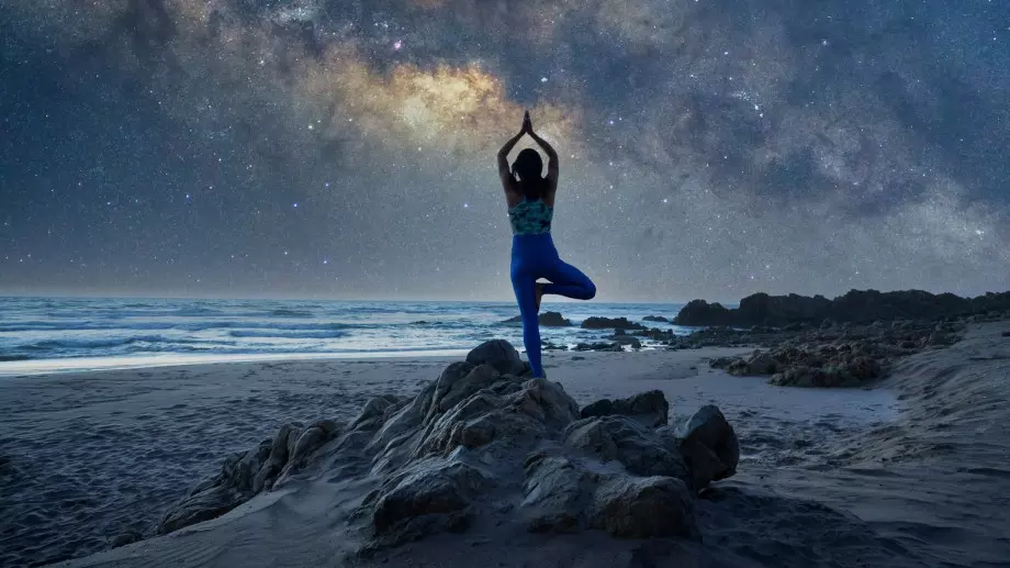 За тези 3 зодии март 2024 е КАРМИЧЕН месец