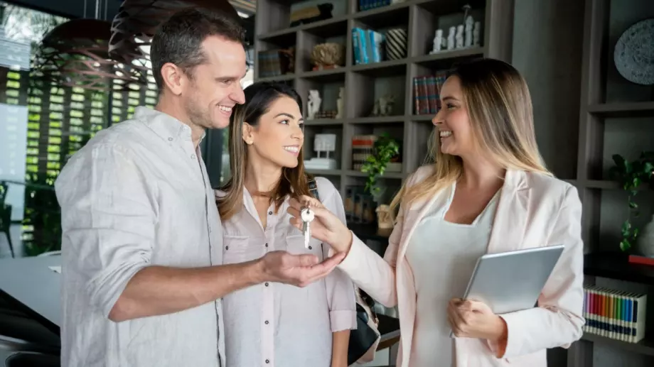 Прогноза: Заради скъпите жилища ще се увеличи броят на живеещите под наем