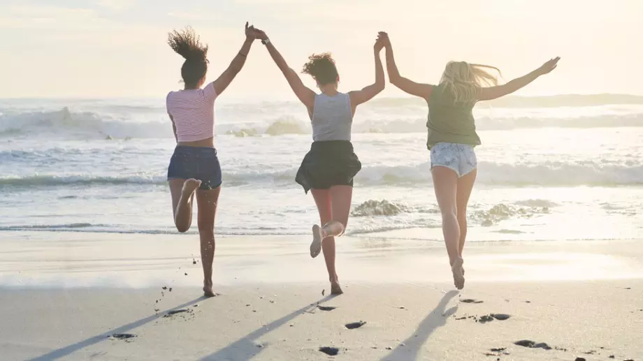 Притча за трите вълшебни момичета