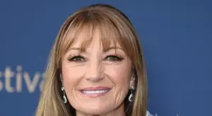 Джейн Сиймор иска отново да се снима във филм за Бонд 