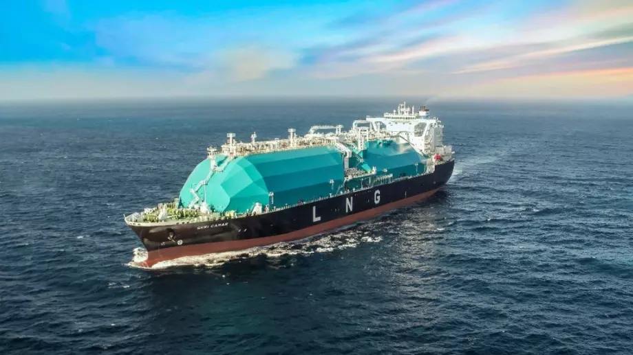 "Булгаргаз" обяви търг за покупка на 550 млн. куб. м втечнен газ за зимата