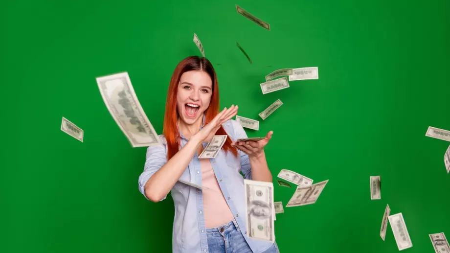 Зодиите, които ще спечелят много ПАРИ през септември