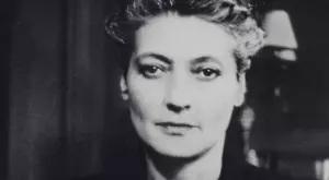 Сюзан Белперон: Дизайнерката, чиито смели бижута останаха в историята