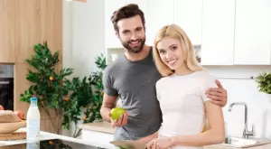 Виц на деня: Българин отива на гости на сърбин