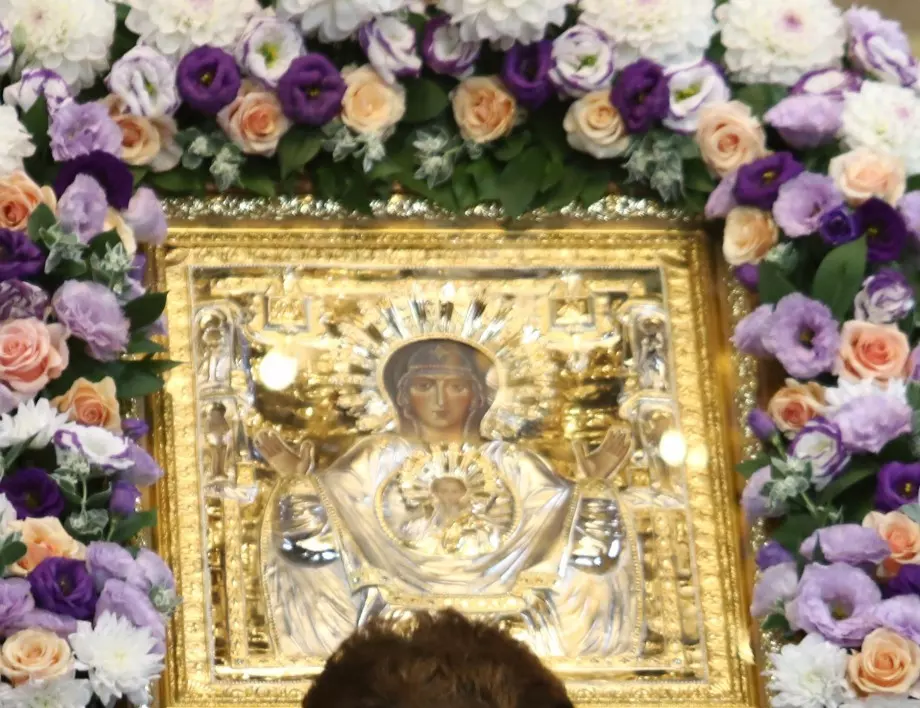 Покров на Света Богородица