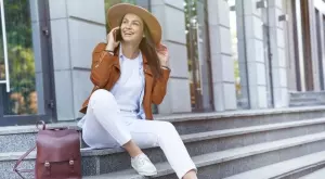 5 начина как да носите бели дънки това лято