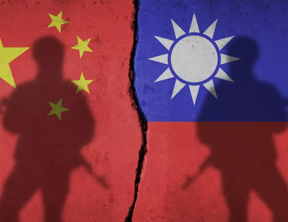 Тайвански милионер ще обучава 3 милиона цивилни за защита срещу Китай 