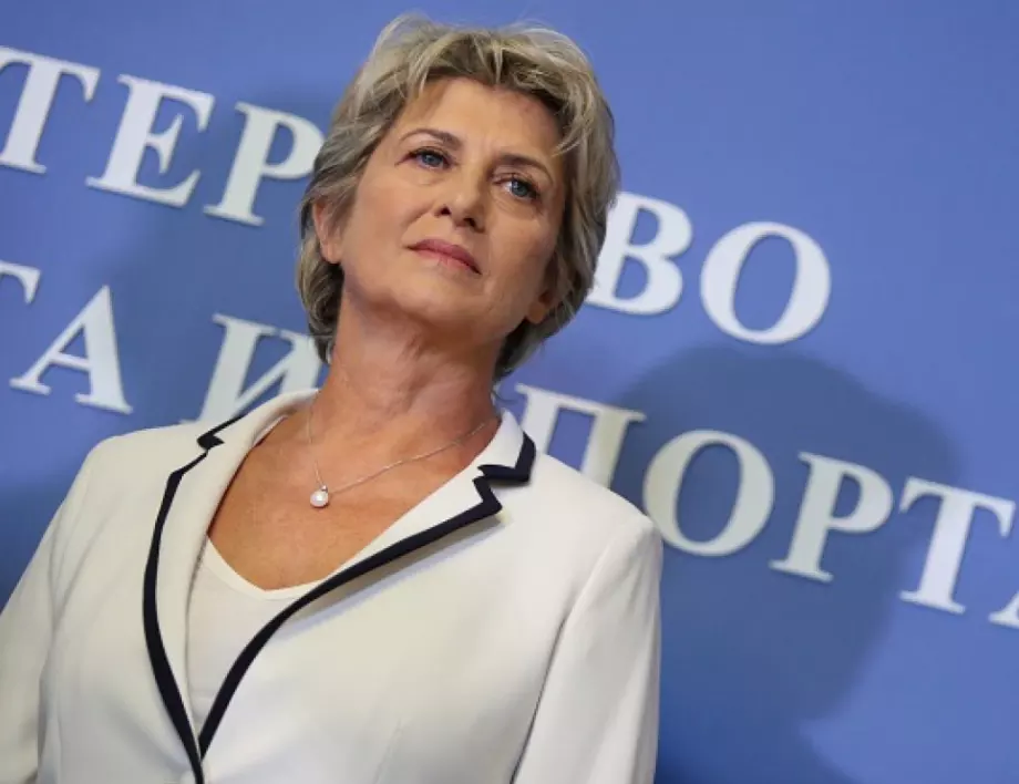 Весела Лечева: Президенът не се намесва в БСП и не е узвил партията