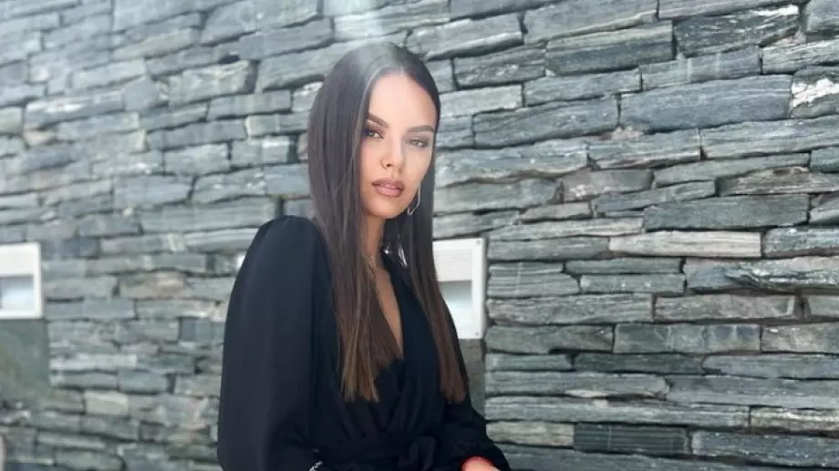 Виктория Капитонова: Събрах се с бившия, когато ми купи кола (ВИДЕО)