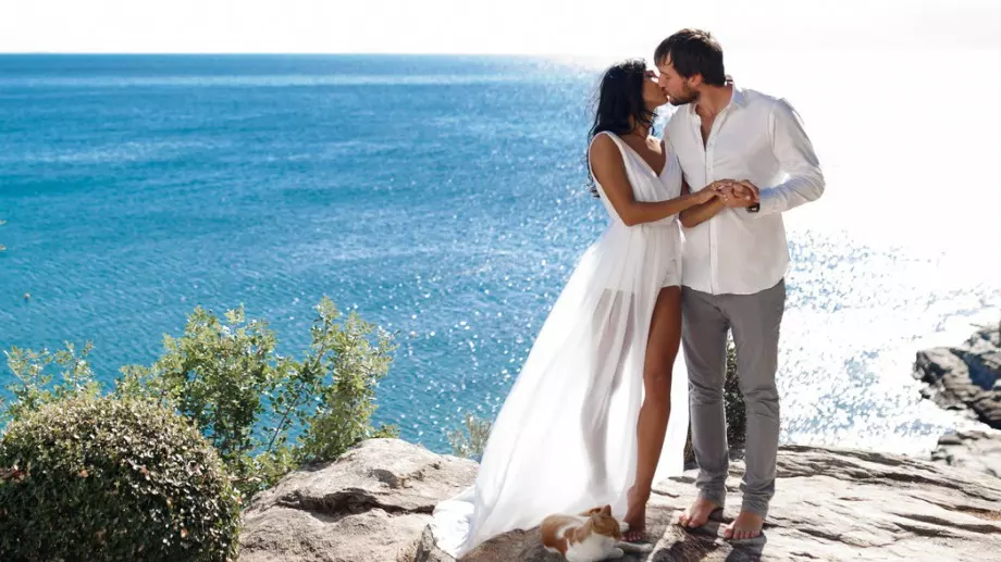 Любовен уикенд хороскоп за 20-21 август