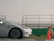 Автопилотът на Tesla се проваля на тестове и прегазва манекен на дете (ВИДЕО)