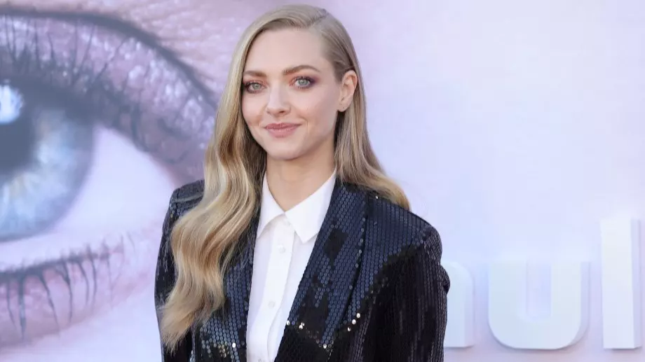 На гости в дома на Аманда Сейфрид, обявен за историческо наследство (ВИДЕО)