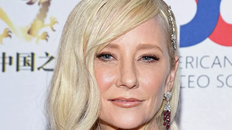 Почина актрисата Ан Хечи