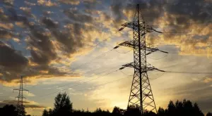 Великобритания вдига с 80% пределния лимит за цената на електроенергията