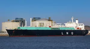България отказа 2 от 3-те танкера с втечнен газ, били твърде скъпи