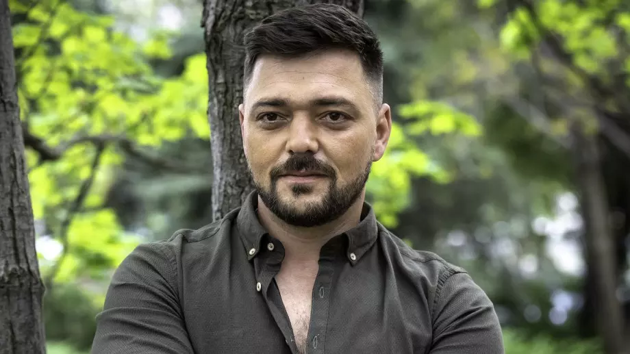 Гуспата от "Фермата" се сгоди и чака бебе (СНИМКА + ВИДЕО)