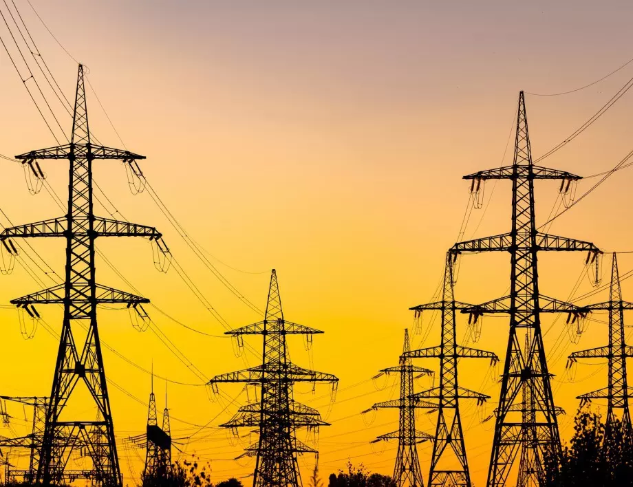 Румъния удължава мерките за компенсиране на цените на тока до август 2023 г.