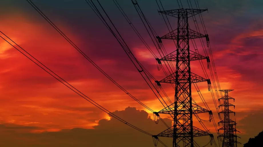 След 6-месечно прекъсване: Украйна отново продава електроенергия в Европа