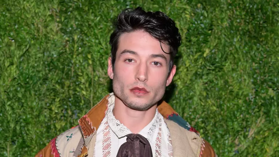 Езра Милър: Имам психични проблеми и се лекувам