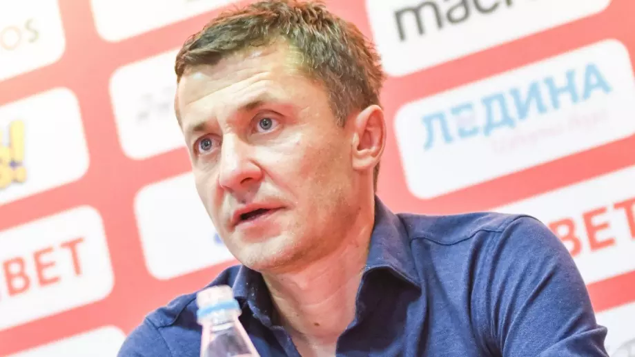 Саша Илич разкри кои играчи иска да бъдат лидери в ЦСКА и отговори за нови трансфери