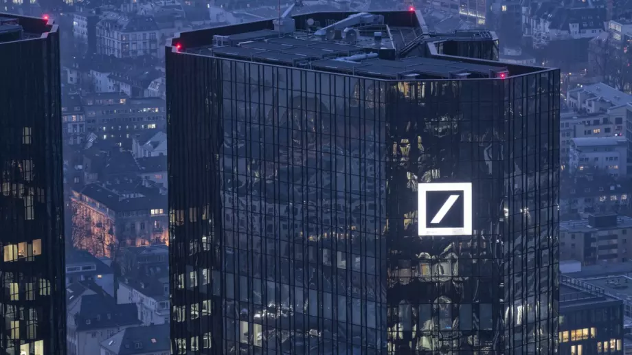 Deutsche Bank с печалба за милиарди - надхвърли очакванията на анализаторите