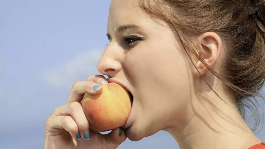 4 ползи от яденето на праскови