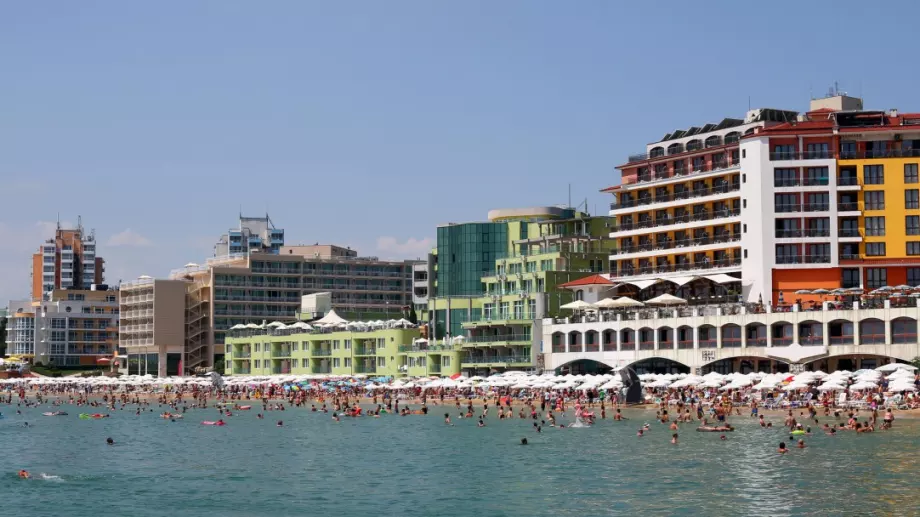 Хотелите изключват закуската от цената на нощувката, плащаме я отделно