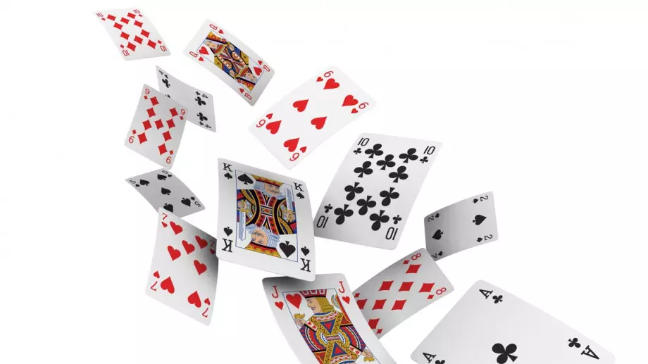 Вечерен виц: Иван и Киро всяка седмица играли карти