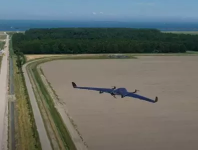 ВСУ за първи път показаха в действие холандския дрон DeltaQuad (ВИДЕО)