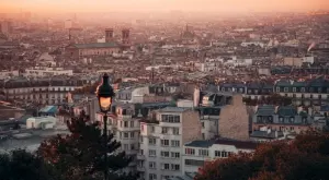 ЕЦБ: Задава се "хаотичен" спад на цените на жилищата в еврозоната