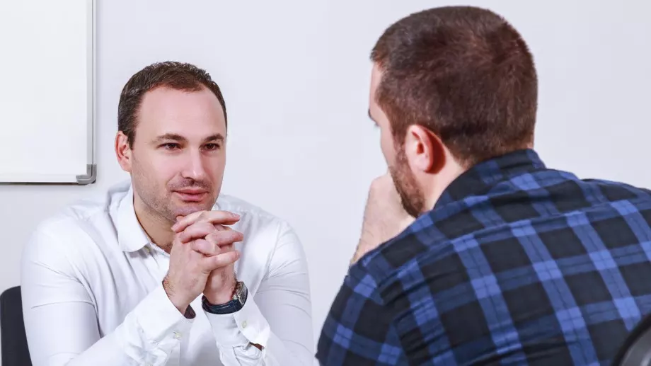 Виц за 19 май 2023: Момче на интервю за работа