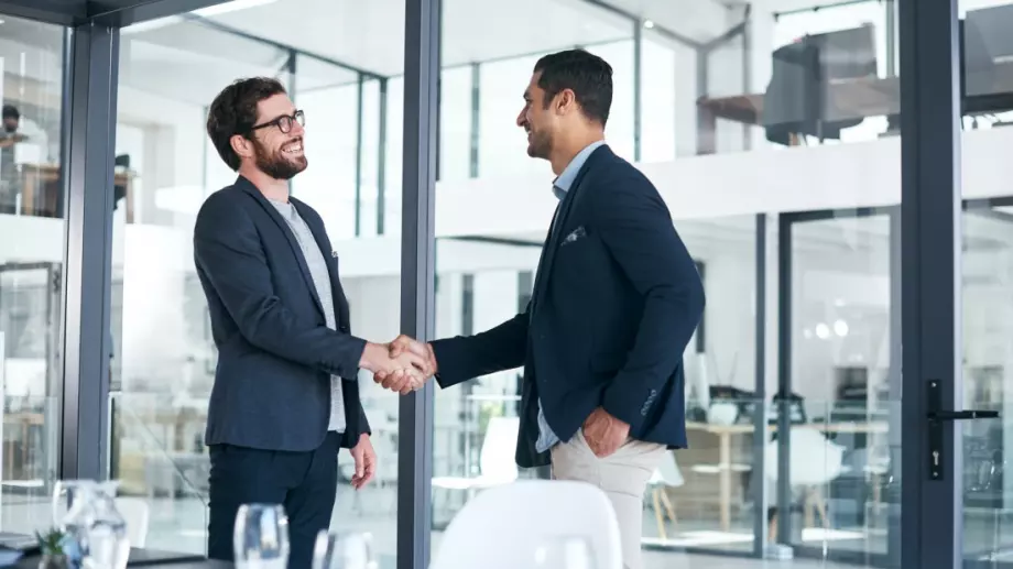 Виц на деня: Ветеран от войната отива на интервю за работа