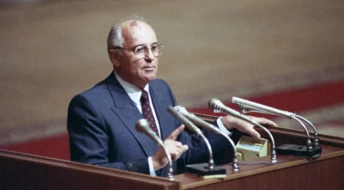 Михаил Горбачов - Политикът, който промени Източна Европа