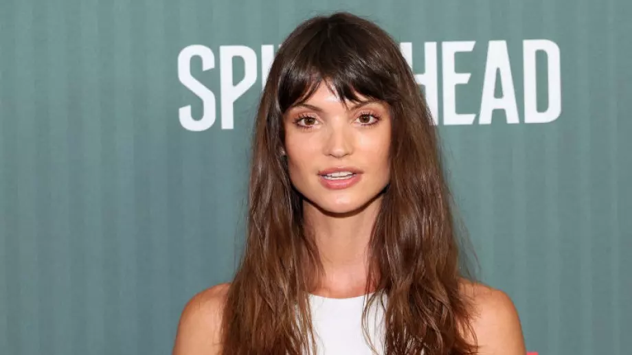 Актрисата Чарлби Дийн почина на 32 години