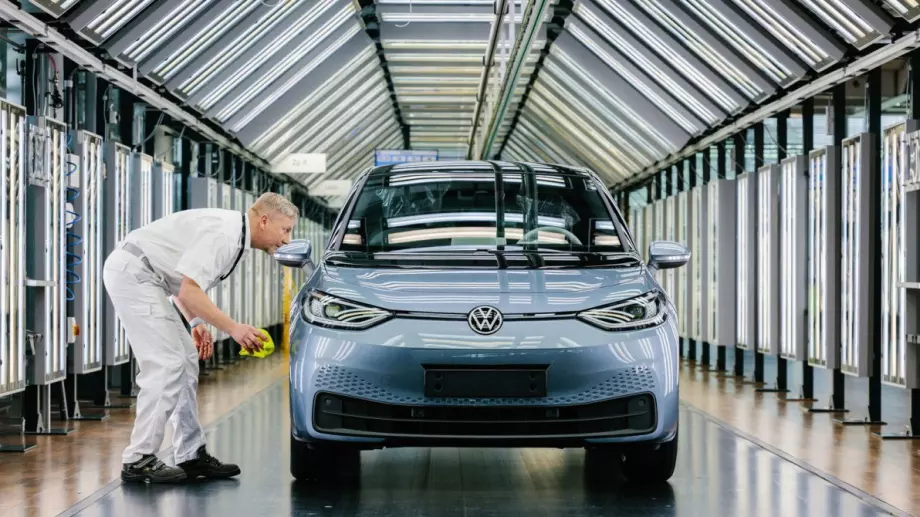 Volkswagen ще инвестира 180 млрд. долара в следващите 5 години в областите на бъдещето