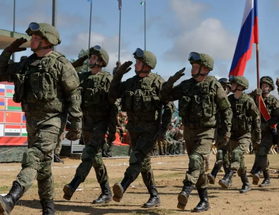 Призоваха на военен отчет 12-годишно момче в Русия