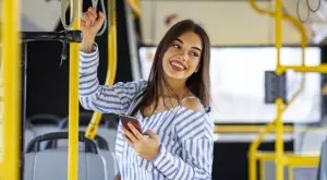 Транспортът става безплатен за учениците до 14-годишна възраст  