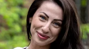 Ще познаете ли Камелия от "Фермата" преди 10 години? (СНИМКИ)