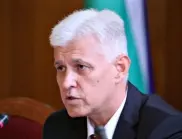 Военният министър се притеснява, че българи с руско гражданство ще бъдат мобилизирани
