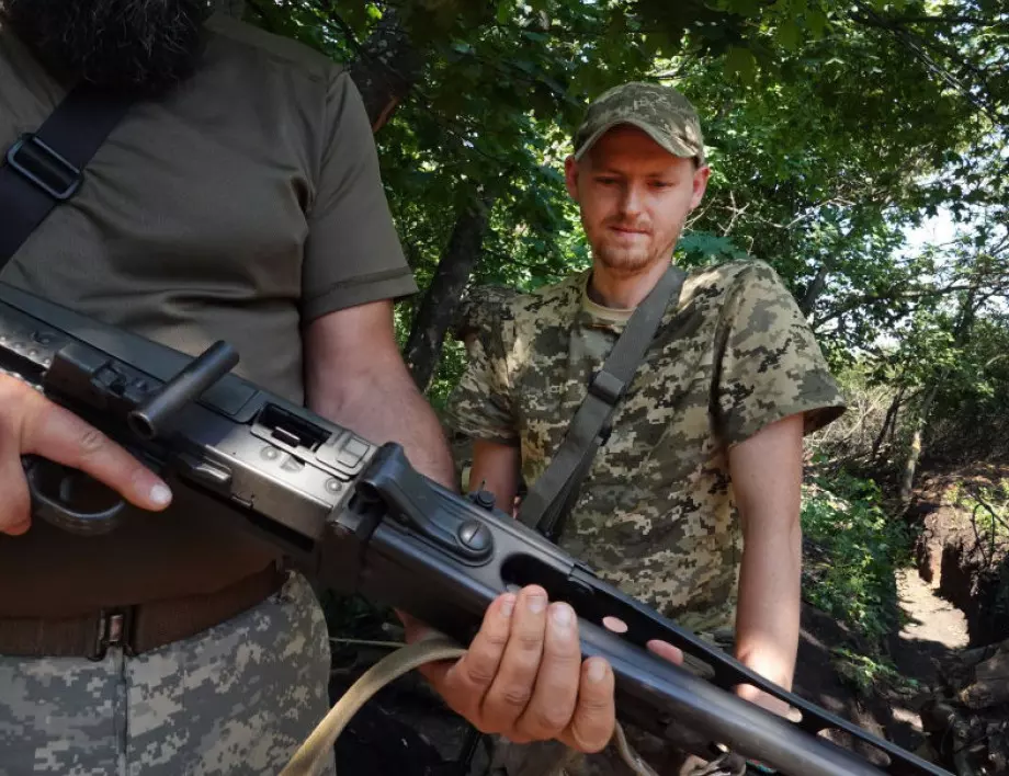 "Шпигел": ЕС планира да обучава 15 000 украински военни