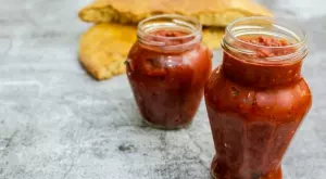 Ето как лесно да си направите лютеница в хлебопекарна