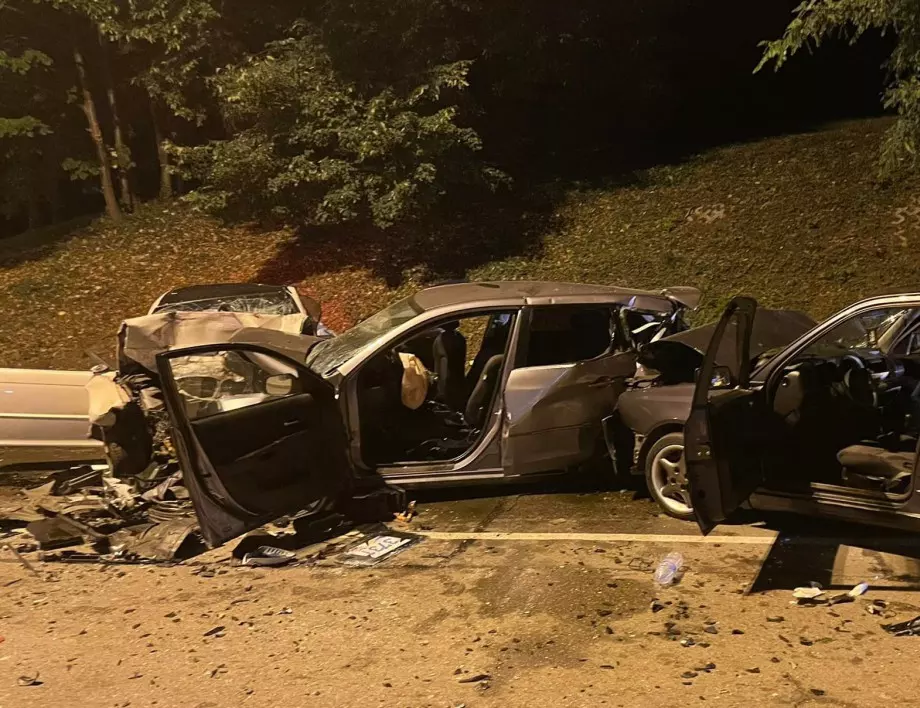 Двама загинали и шест ранени при катастрофа на пътя Дупница-Кюстендил