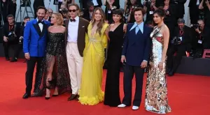 "Не се притеснявай, скъпа" предизвика 5-минутни овации във Венеция (ВИДЕО)