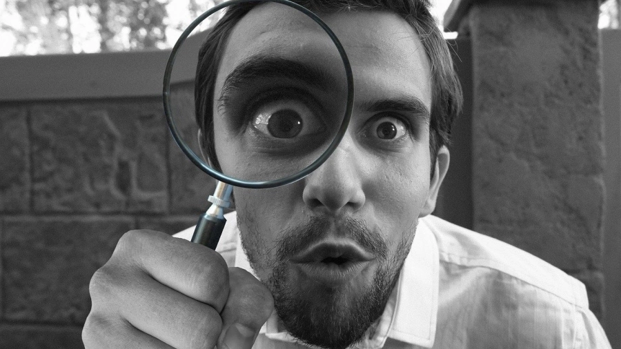 Вечерен виц: Мъж заподозрял жена си в изневяра и наел частен детектив