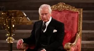 Колко е богат новият крал Чарлз Трети?