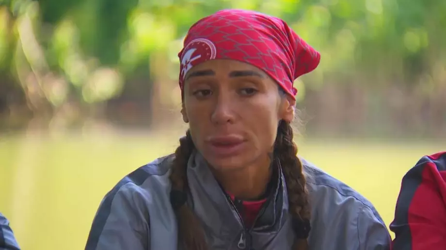 Стана ясно сама ли е Звезделина от 